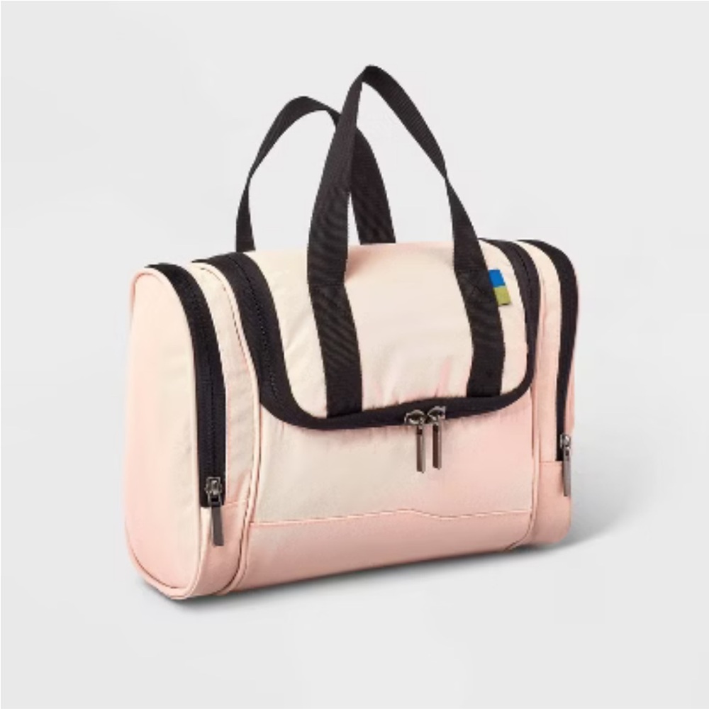 Open Story Large Hanging Toiletry Travel Bag Pink water resistant